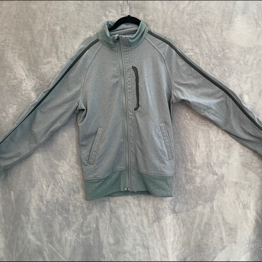 Men’s Lululemon gray full zip jacket